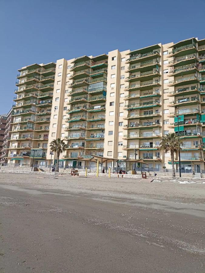 Fuengirola, Primera Linea De Playa Exterior foto